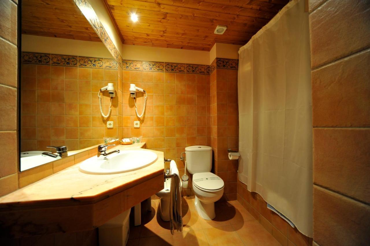 Hotel La Morera Valencia D'Aneu Quarto foto